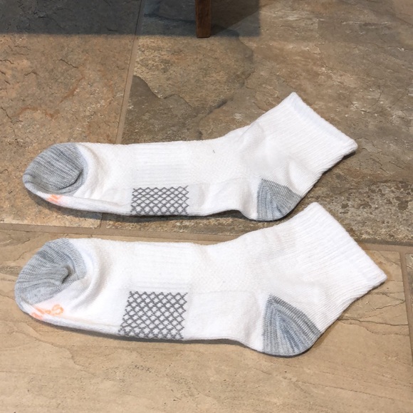 Hanes Womens Lightweight Breathable Ankle Socks - Picture 3 of 6